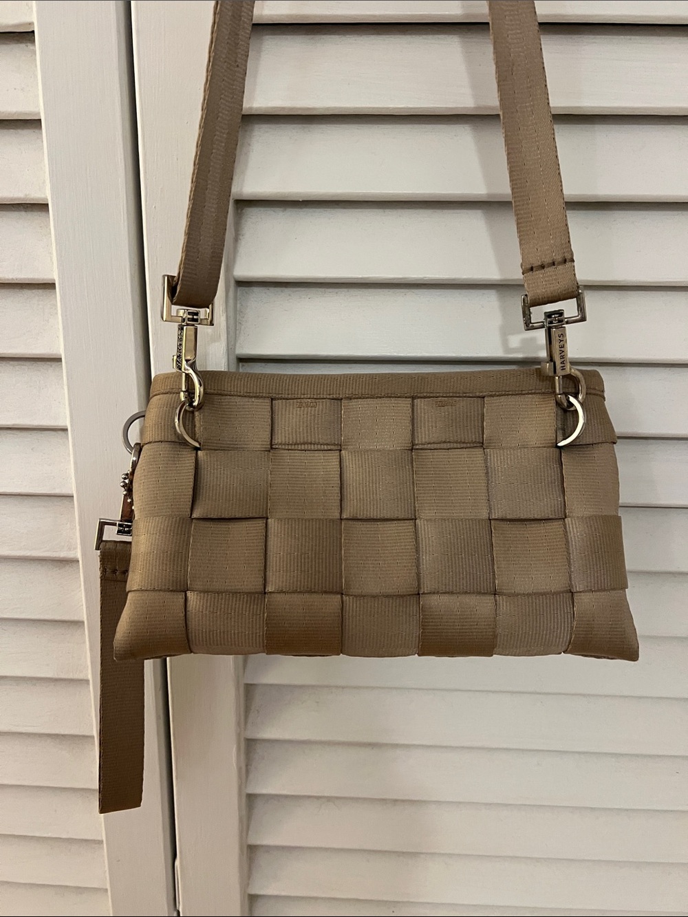 RARE Harveys x Mercedes-Benz Woven Seatbelt wristlet or crossbody 2 way Bag - Picture 9 of 11